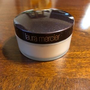 Laura Mercier Secret Brightening Powder
